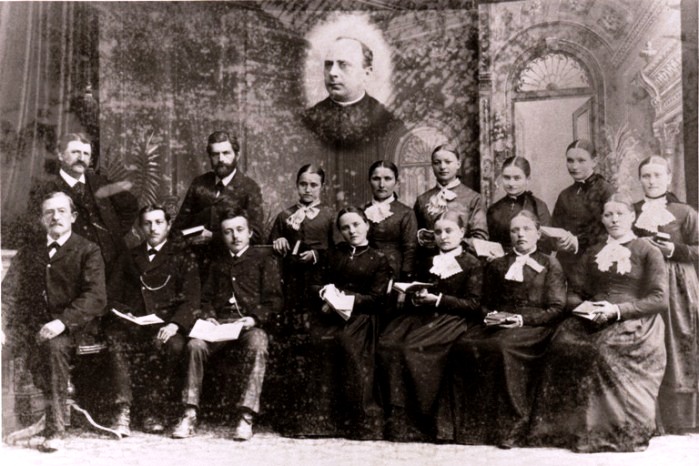 Der Der Chor im Jahr 1885 Der Chor im Jahr 1885