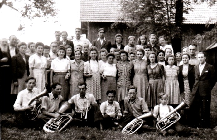 Der Chor im Jahr 1949 Der Chor im Jahr 1949